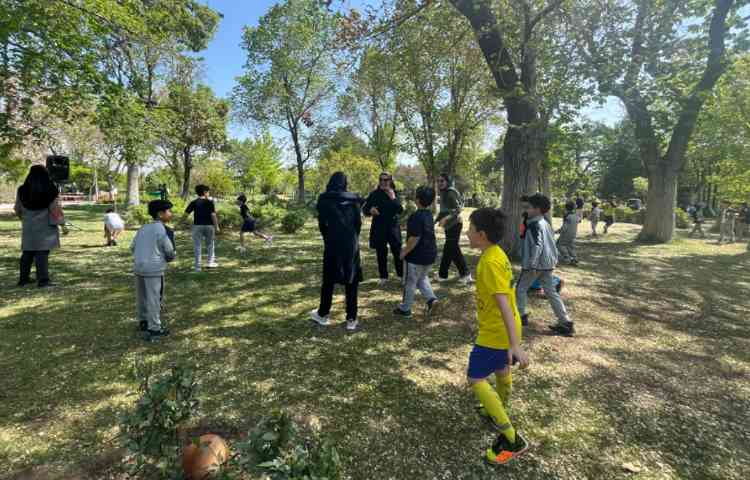 اردوی مادر و پسر 9