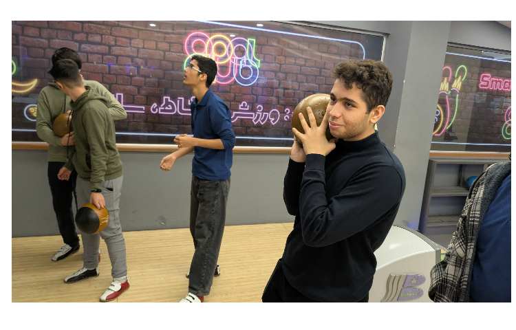 اردوی نفریحی در مجتمع اپال 12