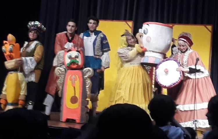 اردوی نمایش بل و شاهزاده 1