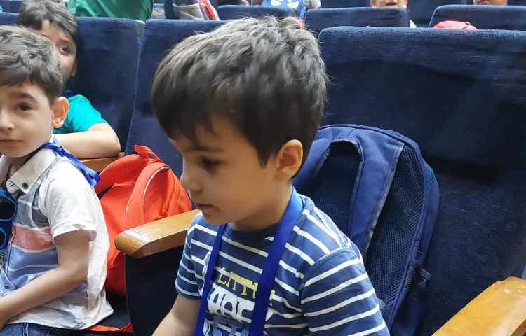 اردوی نمایش بل و شاهزاده 1