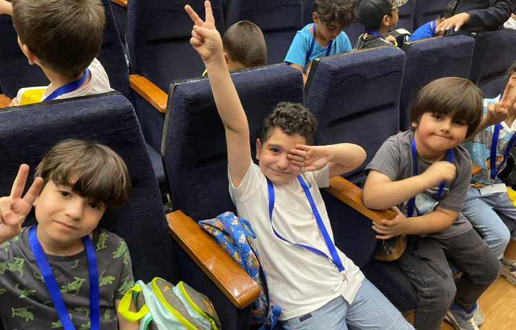 اردوی نمایش بل و شاهزاده 2