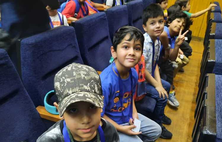 اردوی نمایش بل و شاهزاده 3