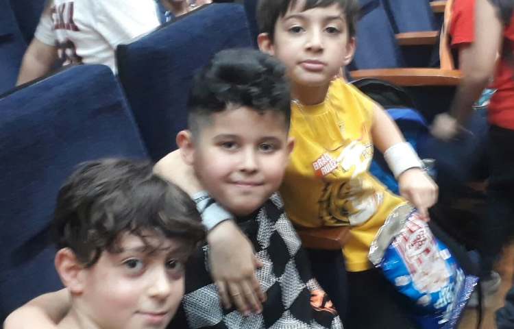 اردوی نمایش بل و شاهزاده 3