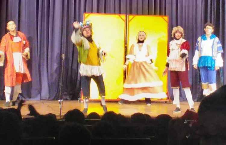 اردوی نمایش بل و شاهزاده 5