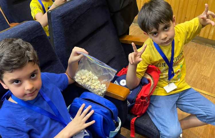 اردوی نمایش بل و شاهزاده 5