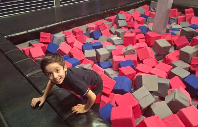 اردوی هلیوم پارک 1