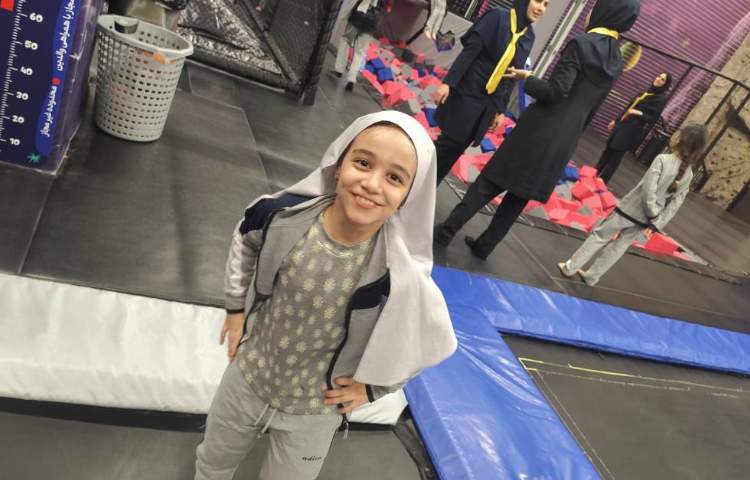 اردوی هلیوم پارک 33