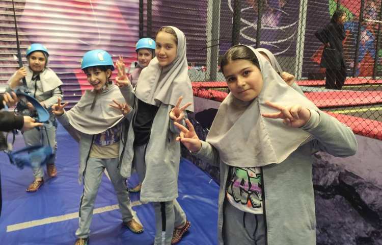 اردوی هلیوم پارک 40