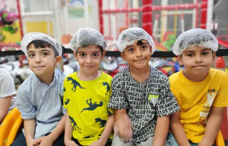 : اردوی هیجان انگیز کاربازیا در برج میلاد، پایه اول 18