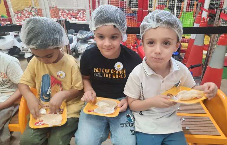 : اردوی هیجان انگیز کاربازیا در برج میلاد، پایه اول 32