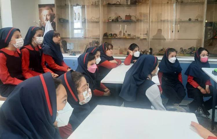 اردوی پژوهشسرا 17