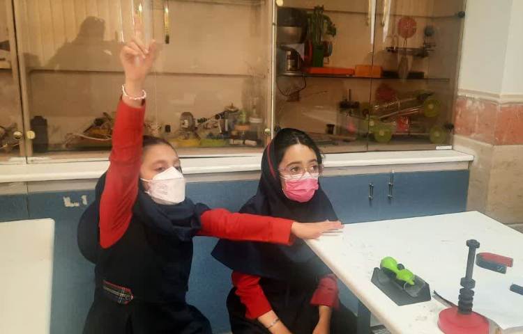 اردوی پژوهشسرا 18