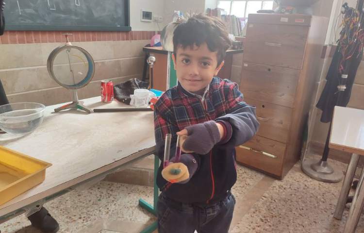 اردوی پژوهشی آزمایشات ( فیزیک، شیمی) 12