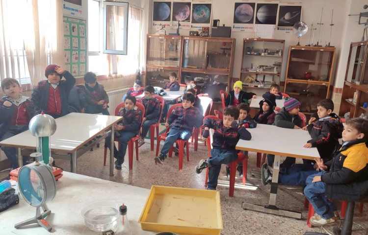 اردوی پژوهشی آزمایشات ( فیزیک، شیمی) 9