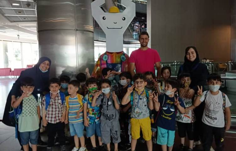 :اردوی کاربازیا، کلاس بادبادک 12