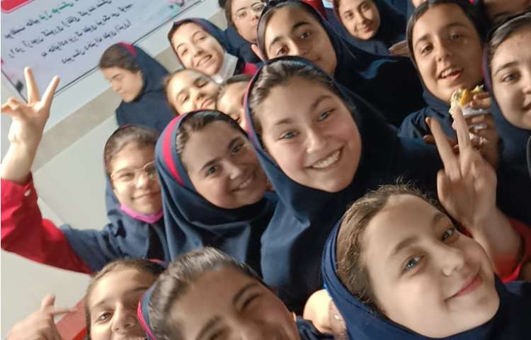 اردوی یک روزه در دبیرستان 4