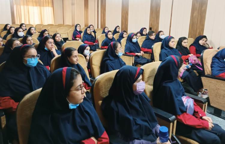 اردوی یک روزه در دبیرستان 6