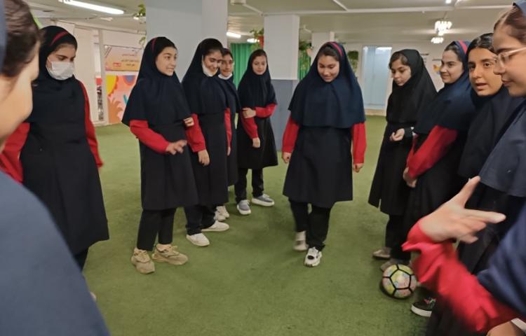 اردوی یک روزه در دبیرستان 8