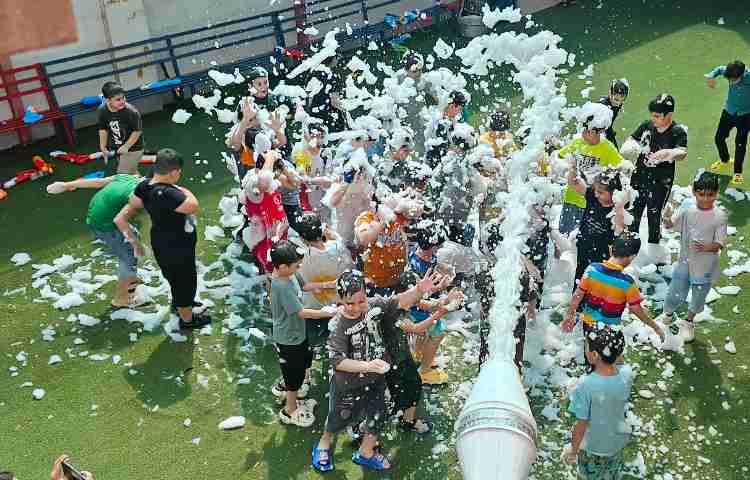 اردوی یک روز خیس، کف‌بازی و بازی‌های ریتمیک 1