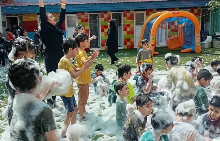 اردوی یک روز خیس، کف‌بازی و بازی‌های ریتمیک 11