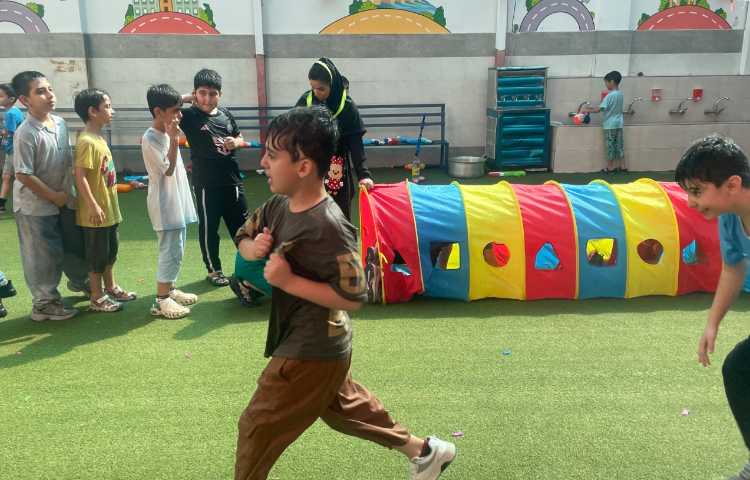 اردوی یک روز خیس، کف‌بازی و بازی‌های ریتمیک 17