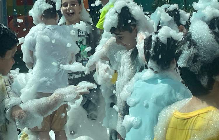 اردوی یک روز خیس، کف‌بازی و بازی‌های ریتمیک 24