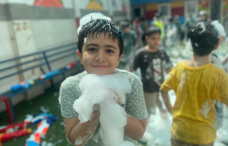 اردوی یک روز خیس، کف‌بازی و بازی‌های ریتمیک 28