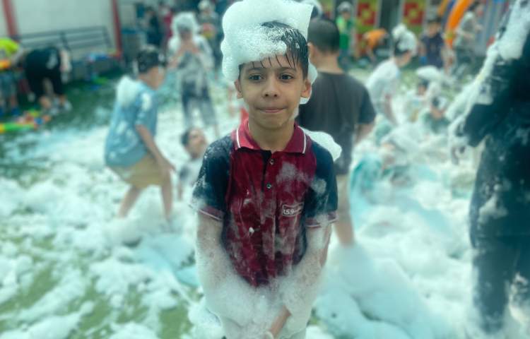 اردوی یک روز خیس، کف‌بازی و بازی‌های ریتمیک 29