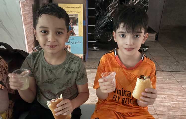 اردوی یک روز خیس، کف‌بازی و بازی‌های ریتمیک 32