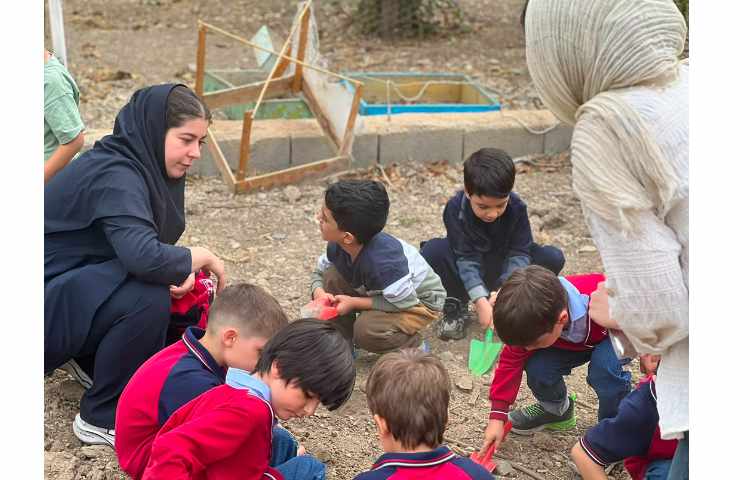 اردو تفریحی آموزشی حیاط پونک 51