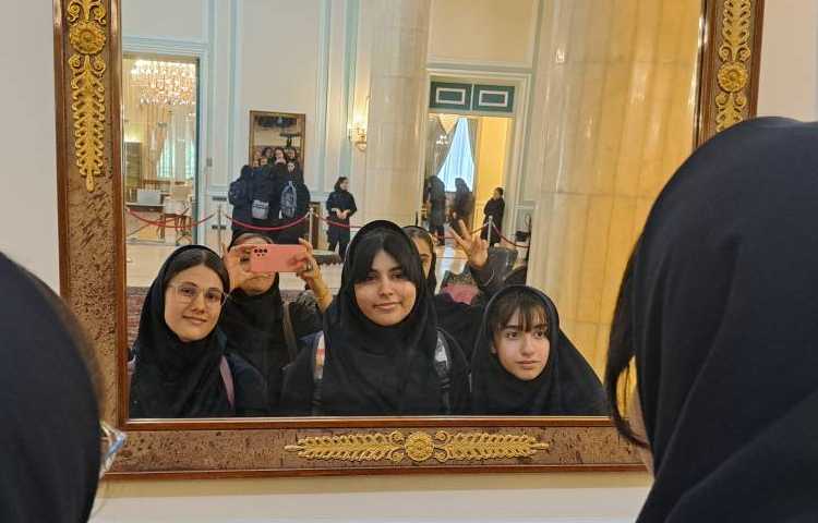 اردو جذاب کاخ سعد آباد 13