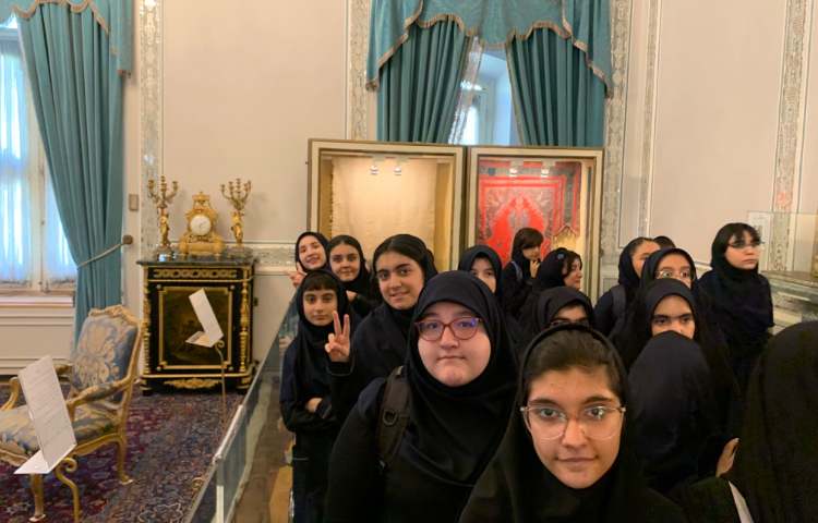 اردو جذاب کاخ سعد آباد 16