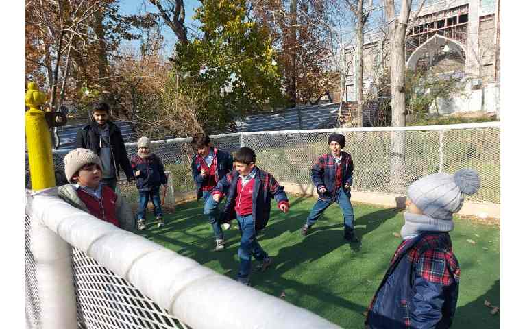 اردو حیاط پونک 9