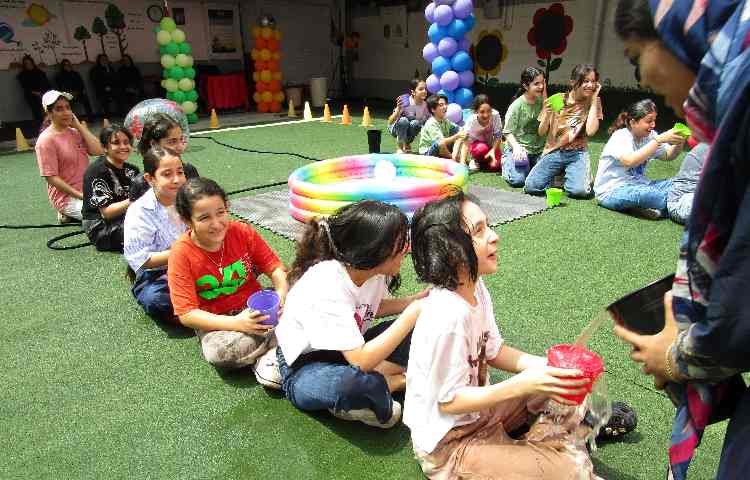 اردو روز خیس 4