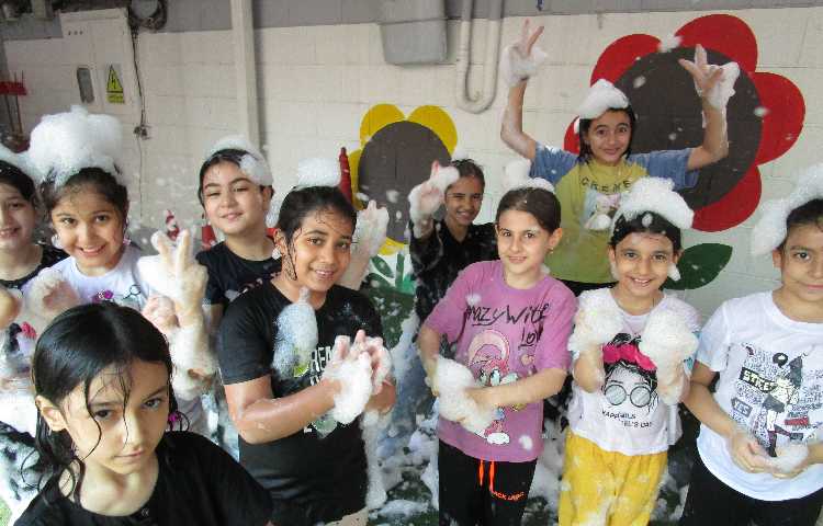 اردو روز خیس 6