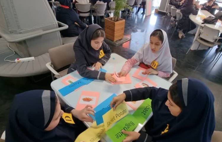 اردو زبان تابستان 1404 4