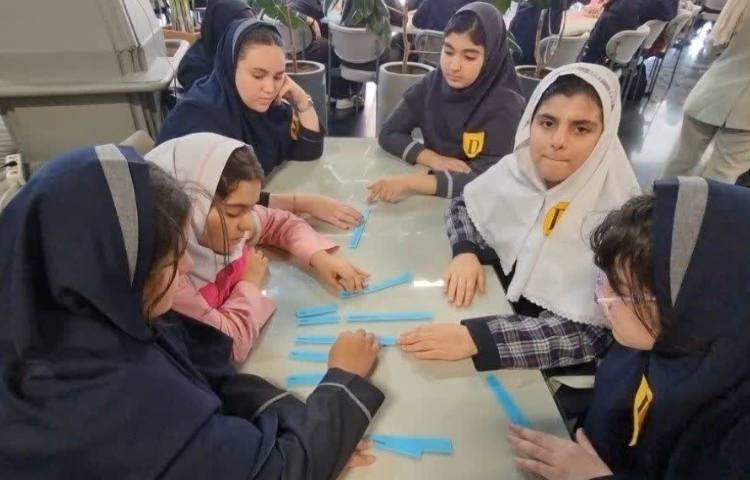 اردو زبان تابستان 1404 7