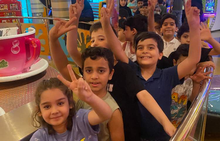 اردو سرزمین عجایب 12