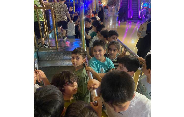 اردو سرزمین عجایب 3