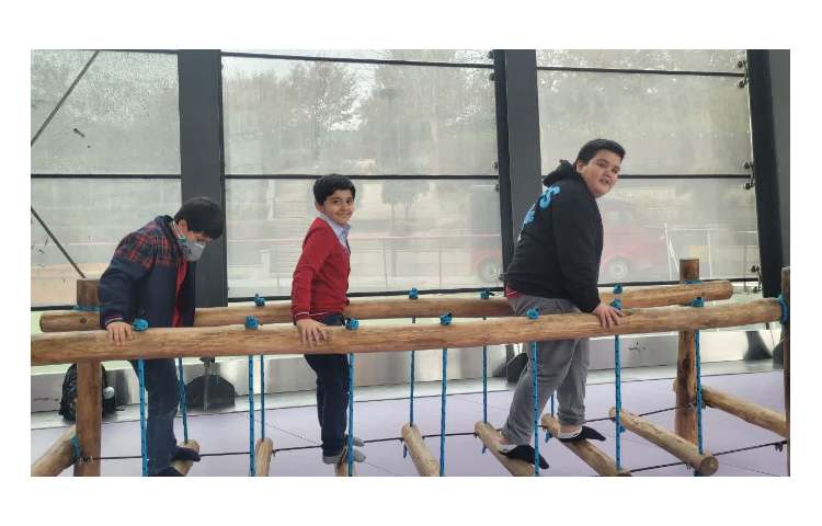 اردو سرزمین نیکولو 5