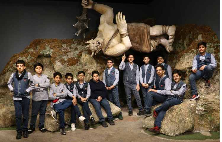 اردو سفر به سرزمین افسانه ها 1