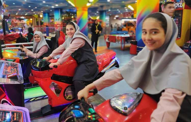 اردو شهربازی آناهید 18