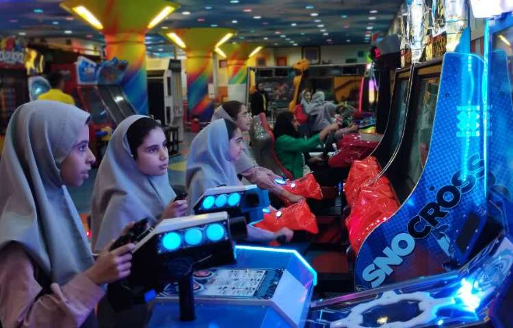 اردو شهربازی آناهید 24