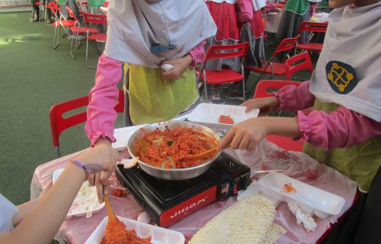 اردو عصر مانی دوره دوم 6