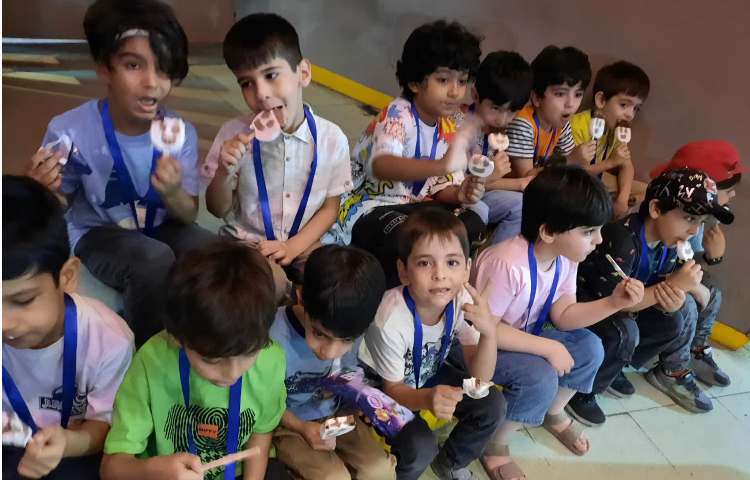 اردو قلعه ی سحر آمیز 1