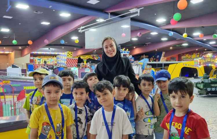 اردو قلعه ی سحر آمیز 7