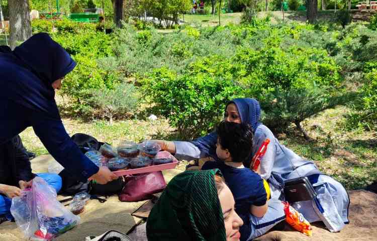 اردو مادر و پسر 14