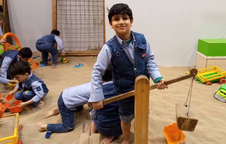 اردو ماسه لند 8