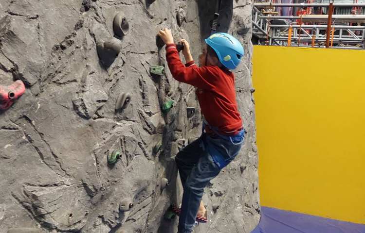 اردو هلیوم پارک