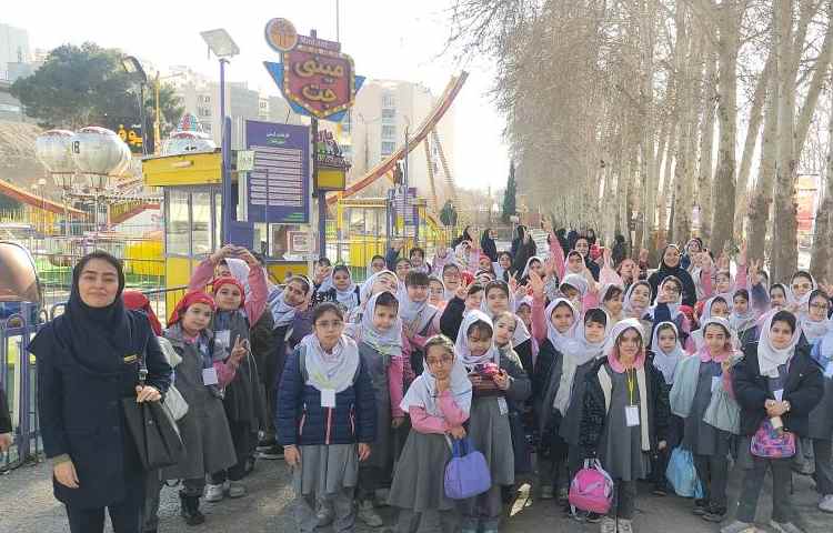 اردو پارک قلعه سحر آمیز ارم 3